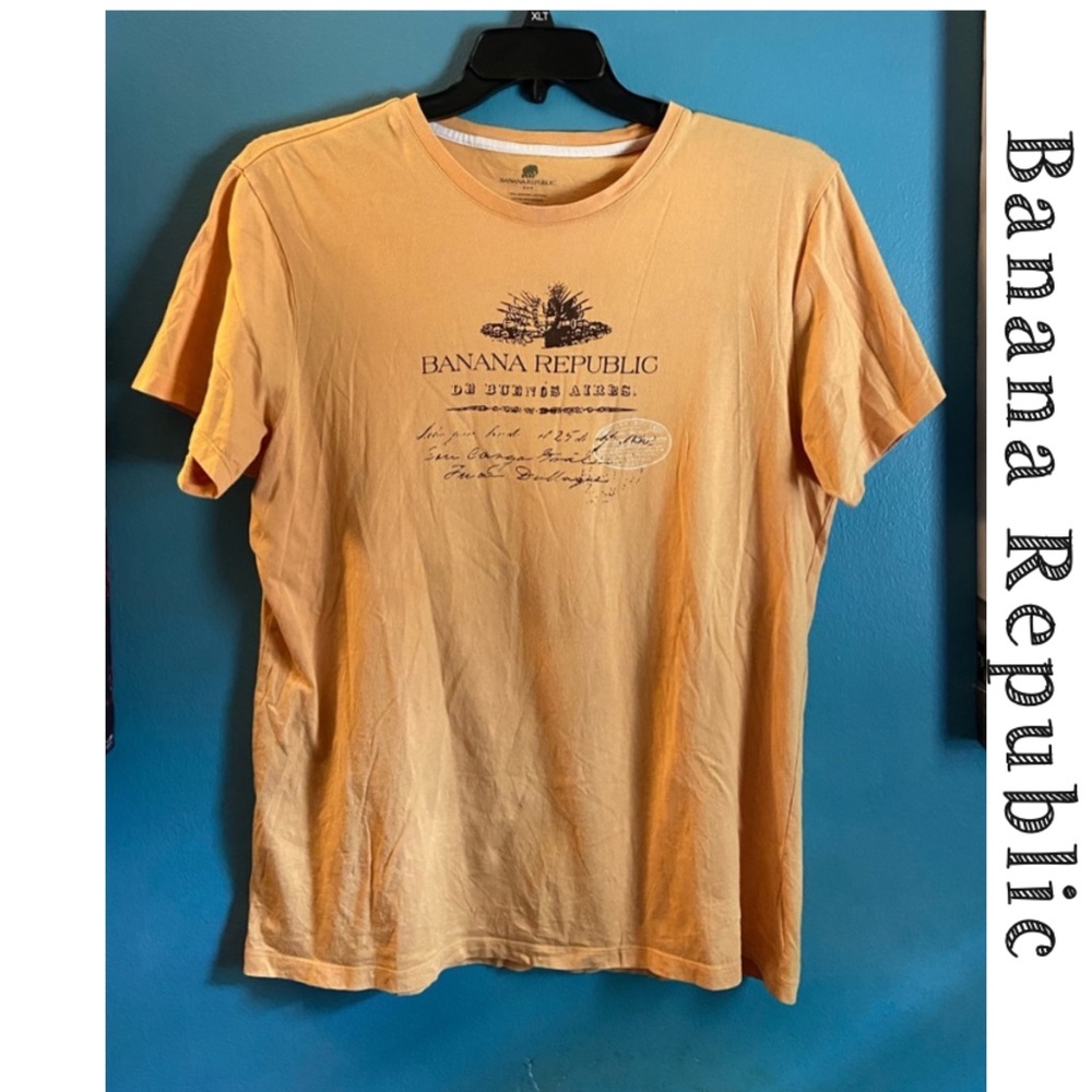 Banana Republic Tan T-Shirt Men’s Size Large